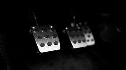 Waspada! 5 Kebiasaan Sepele Ini Bikin Kampas Kopling Cepat Rusak