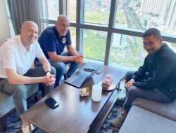 Alex Zwiers & Ganesha Putra: Pertemuan di PSSI