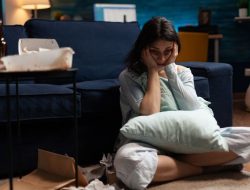 10 Jebakan Bahagia: Tanpa Sadar Anda Merusaknya