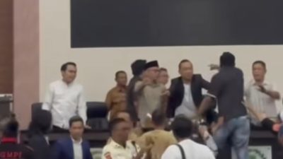 Ricuh..! RDP Terkait  Dugaan Mal Praktek RS. Hastien